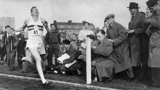 roger-bannister-documentary-released-everest-on-the-track.jpg